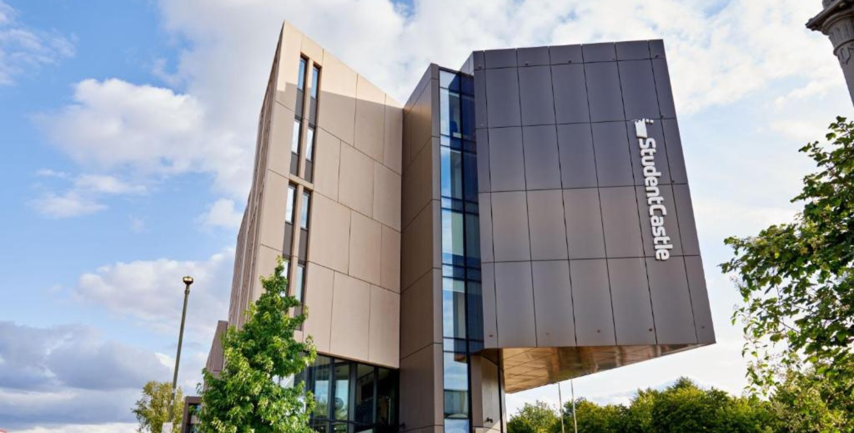 Oxford-Student-Castle exterior